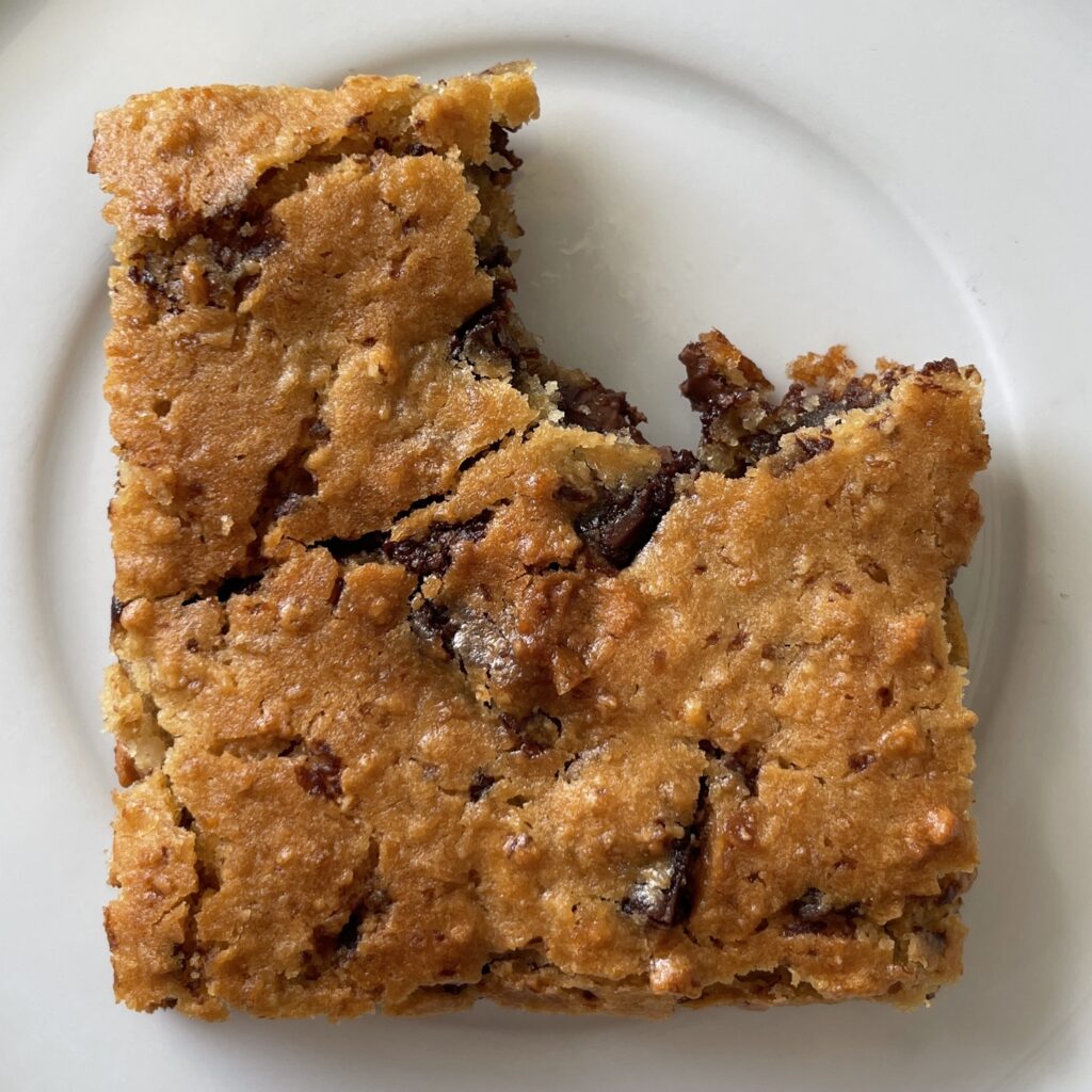 Healthy Chickpea Blondie Bars