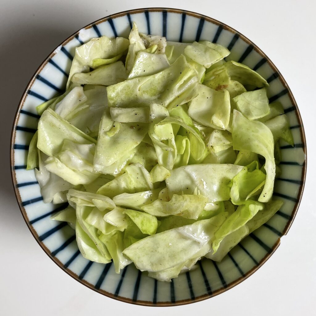 Crunchy Sesame Cabbage 