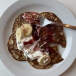 EASY OAT PANCAKES (NO BANANA)