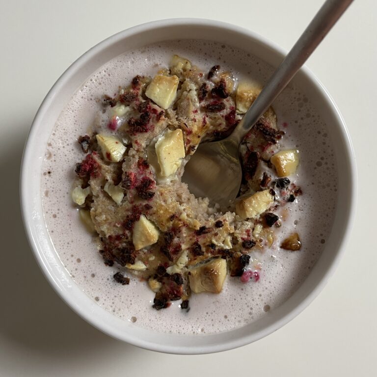 Raspberry White Chocolate Air Fried Oats